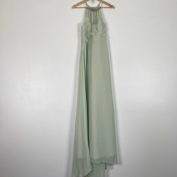Alfred Angelo sleeveless halter open back jeweled neckline zip closure gown 8 - Picture 2 of 12